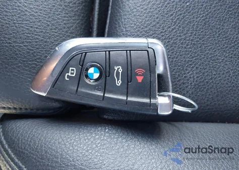 2021 BMW 228I Gran Coupe xDrive z USA, uszkodzony, nr VIN WBA73AK09M7G42125